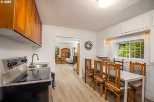 29 Neal Loop, Toledo, OR 97391 - Photo 6