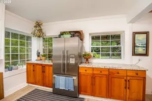 29 Neal Loop, Toledo, OR 97391 - Photo 8