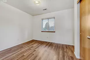 15975 SE Mary Ann Ln, Milwaukie, OR 97267 - Photo 24