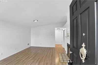 2701 SW Spring Garden St, Portland, OR 97219 - Photo 2