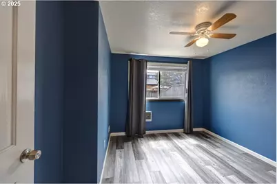 870 S Holladay Dr, Seaside, OR 97138 - Photo 22