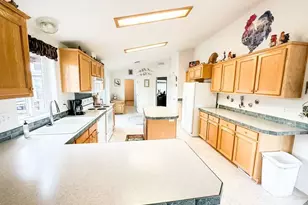 46198 Slaughterhouse Rd, Halfway, OR 97834 - Photo 4