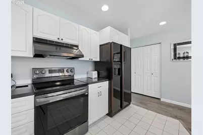 7042 SE 116th Ave, Portland, OR 97266 - Photo 18