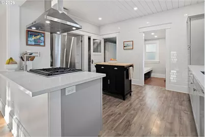 9941 N Willamette Blvd, Portland, OR 97203 - Photo 18