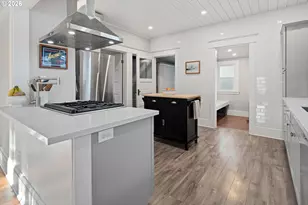 9941 N Willamette Blvd, Portland, OR 97203 - Photo 18