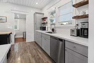 9941 N Willamette Blvd, Portland, OR 97203 - Photo 16