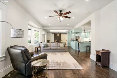 710 W 11th Ave, Eugene, OR 97402 - Photo 8