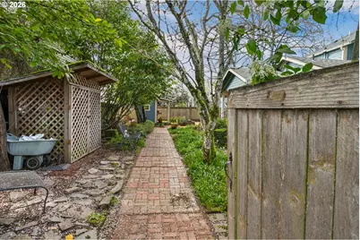 710 W 11th Ave, Eugene, OR 97402 - Photo 42