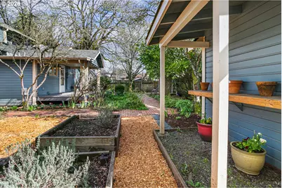 710 W 11th Ave, Eugene, OR 97402 - Photo 38