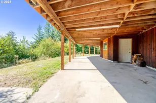 330 S Bay Rd, Toledo, OR 97391 - Photo 36