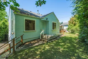 9540 SW Terwilliger Blvd, Portland, OR 97219 - Photo 4