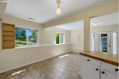 9540 SW Terwilliger Blvd, Portland, OR 97219 - Photo 16