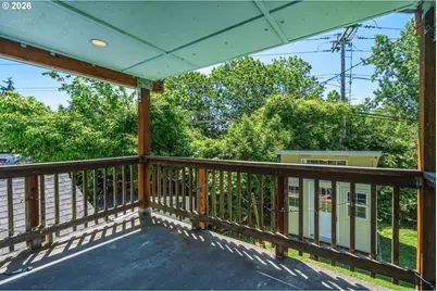 9540 SW Terwilliger Blvd, Portland, OR 97219 - Photo 38