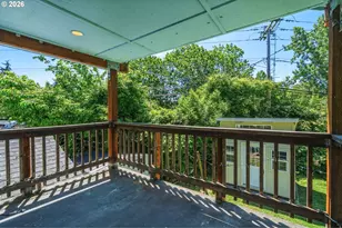 9540 SW Terwilliger Blvd, Portland, OR 97219 - Photo 38