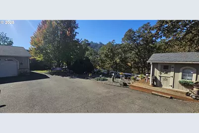 1525 Braunda Dr, Roseburg, OR 97470 - Photo 36