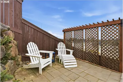 2300 E 6th St, La Center, WA 98629 - Photo 32