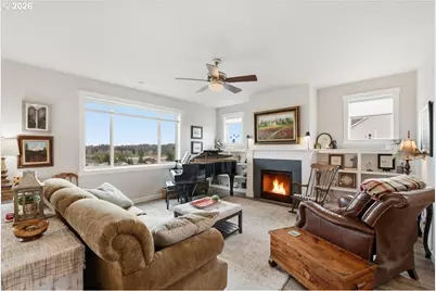 2300 E 6th St, La Center, WA 98629 - Photo 8