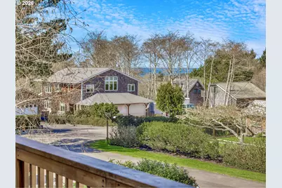 347 Deer Pl, Cannon Beach, OR 97110 - Photo 16