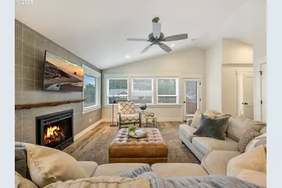 347 Deer Pl, Cannon Beach, OR 97110 - Photo 14