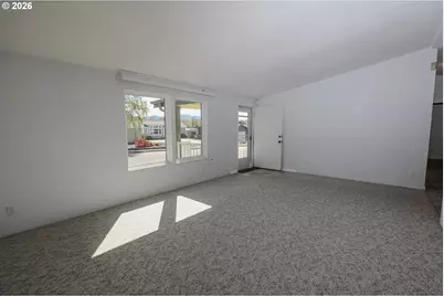 210 NW Timothy Ave, Winston, OR 97496 - Photo 10