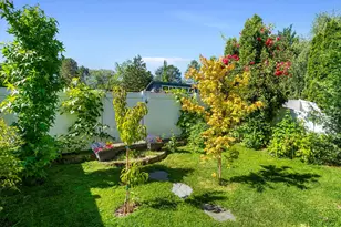 1924 NW 143rd Ave, Portland, OR 97229 - Photo 6