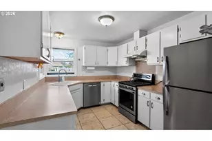 651 Wayne Dr, Keizer, OR 97303 - Photo 8