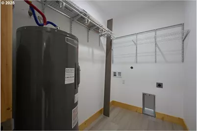 302 E Park St, Enterprise, OR 97828 - Photo 14