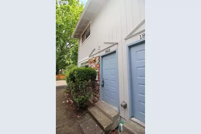 1822 SE Ash St, Portland, OR 97214 - Photo 4