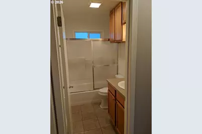 3954 N Borthwick Ave, Portland, OR 97227 - Photo 22