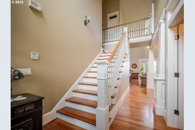 360 Hilltop Dr, Seaside, OR 97138 - Photo 8