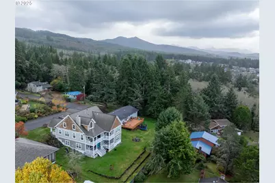 360 Hilltop Dr, Seaside, OR 97138 - Photo 2