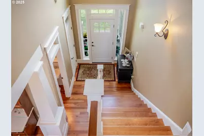 360 Hilltop Dr, Seaside, OR 97138 - Photo 6