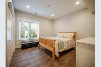 360 Hilltop Dr, Seaside, OR 97138 - Photo 36