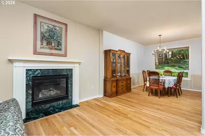 3220 SW Luradel St, Portland, OR 97219 - Photo 8