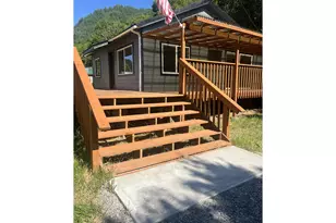 337 Main St, Scottsburg, OR 97473 - Photo 10