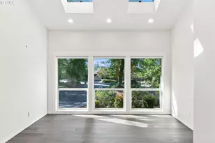 10225 NW Lee St, Portland, OR 97229 - Photo 12