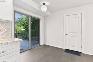 10225 NW Lee St, Portland, OR 97229 - Photo 8