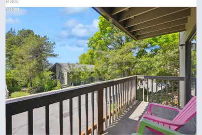 7522 SW Barnes Rd, Portland, OR 97225 - Photo 18