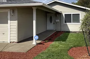 2211 23rd Ave, Forest Grove, OR 97116 - Photo 2