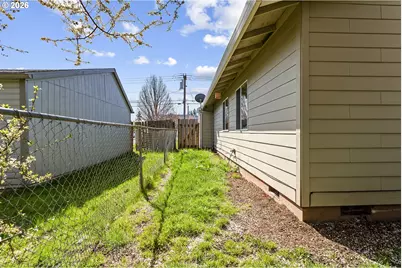 2211 23rd Ave, Forest Grove, OR 97116 - Photo 24