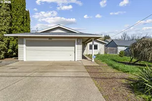 2211 23rd Ave, Forest Grove, OR 97116 - Photo 2