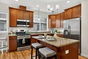 464 NE 3rd Ave, Canby, OR 97013 - Photo 8