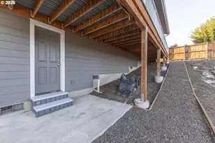5294 NE Voyage Ave, Lincoln City, OR 97367 - Photo 34