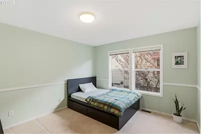 14321 Camden Ln, Lake Oswego, OR 97035 - Photo 20