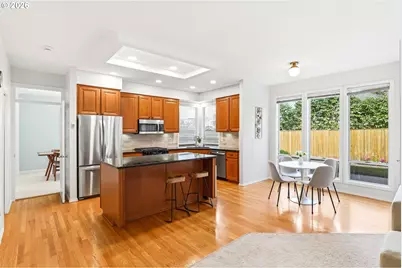 14321 Camden Ln, Lake Oswego, OR 97035 - Photo 12