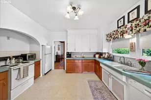1810 Pacific Ave, Forest Grove, OR 97116 - Photo 8