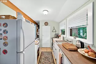 1810 Pacific Ave, Forest Grove, OR 97116 - Photo 36