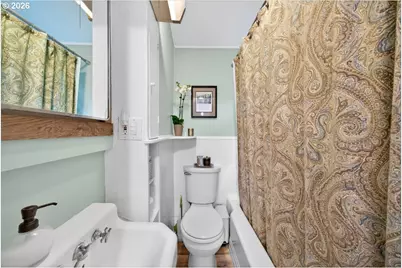 1810 Pacific Ave, Forest Grove, OR 97116 - Photo 38
