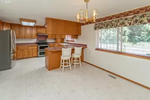 204 Miller St, Molalla, OR 97038 - Photo 8