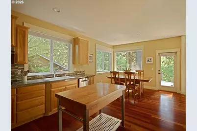 3044 SW Wilbard St, Portland, OR 97219 - Photo 14